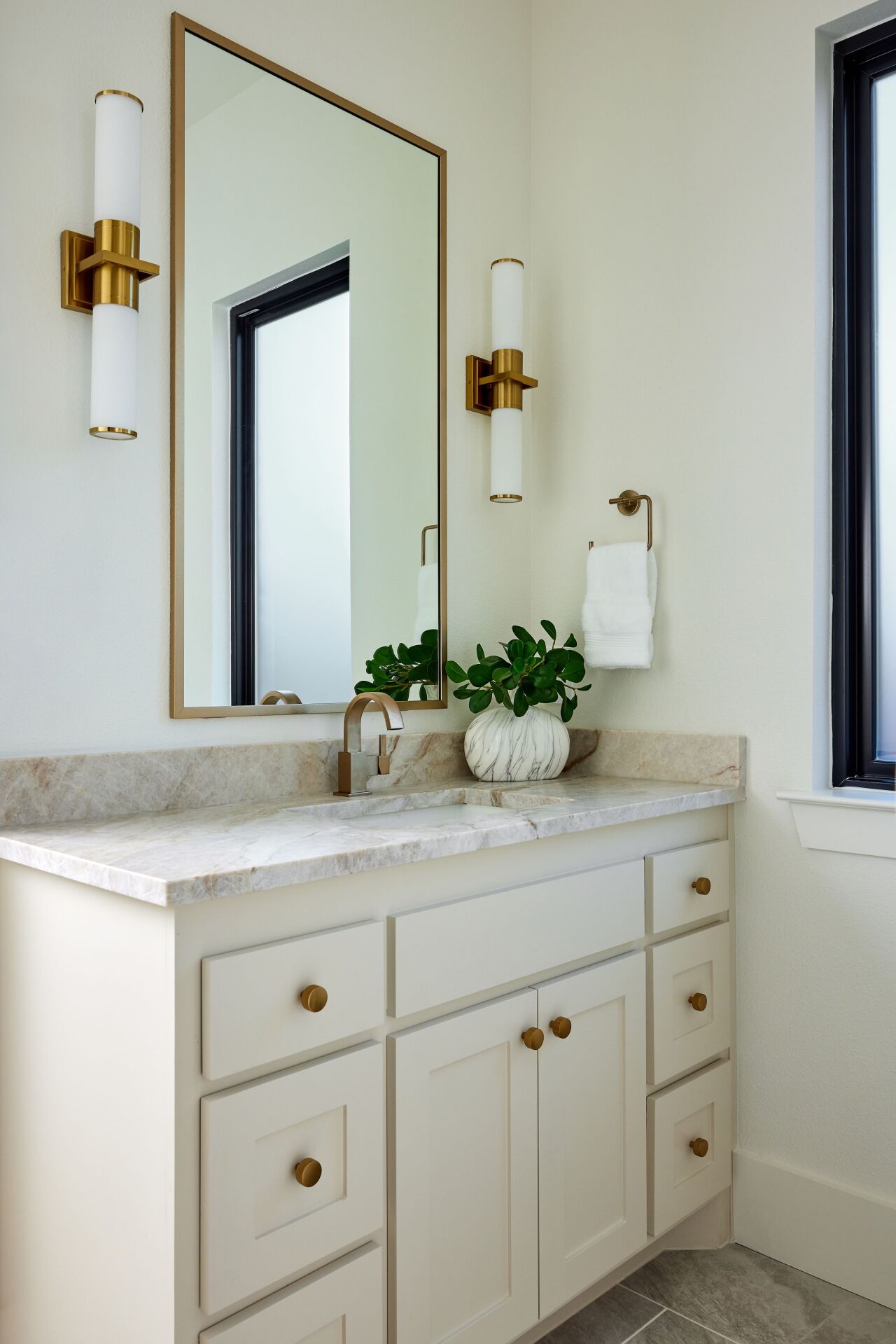 2025 11 14 Mthebuilders13329